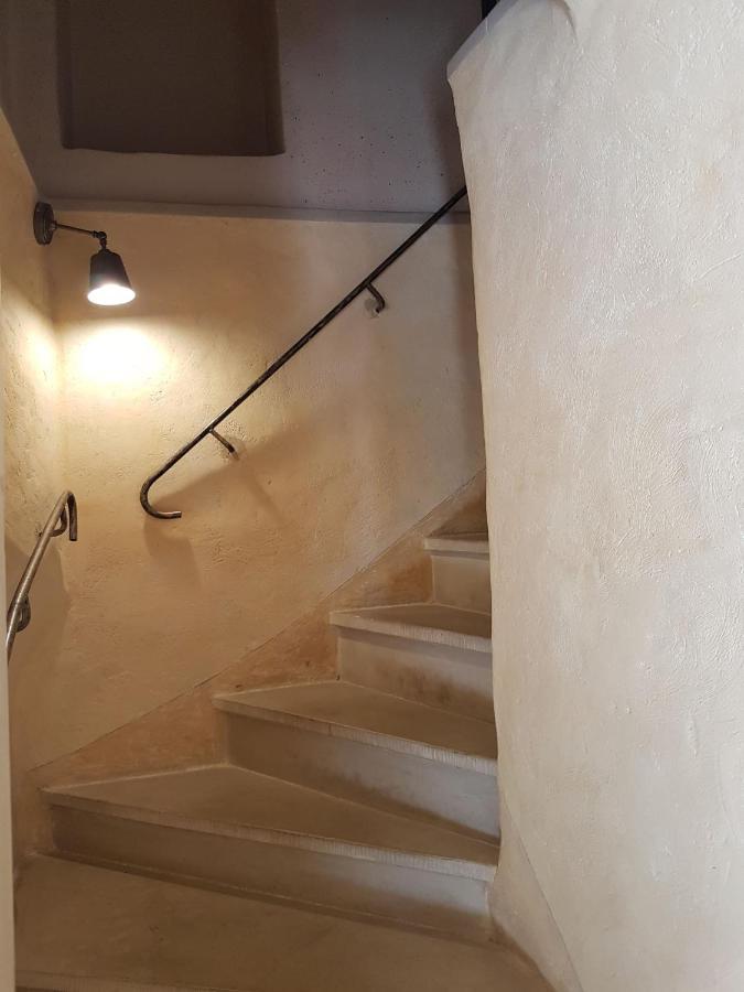 Les Studios De St Guilhem Saint-Guilhem-le-Desert Exteriör bild